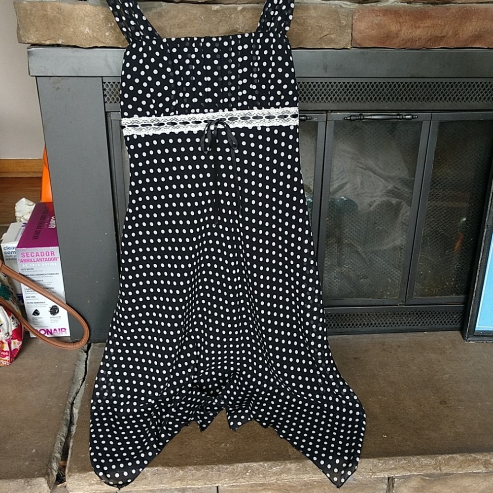 Black & White Polka Dot Sleeveless Dress